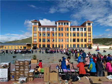 爱心助学阿坝,亿佰特在路上9.webp 爱心助学阿坝,亿佰特在路上9.webp