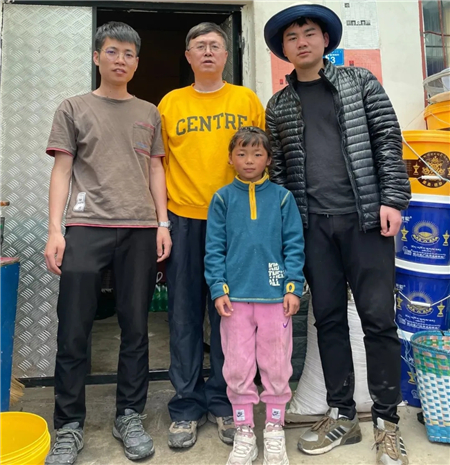 爱心助学阿坝,亿佰特在路上11.webp 爱心助学阿坝,亿佰特在路上11.webp