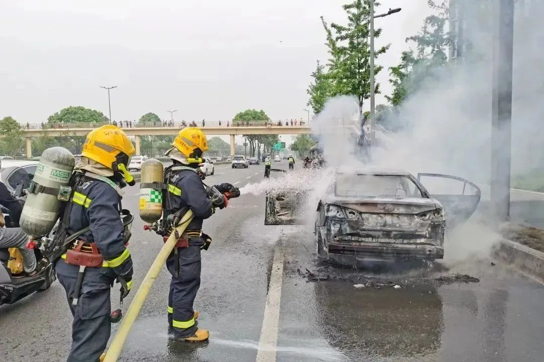 智能电动汽车安全 智能电动汽车安全